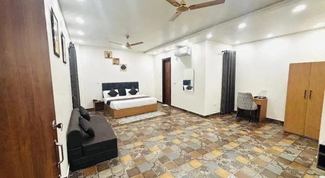 Nirvana inn, Забронировать Отель Отели Аллахабад с завтраком, Завтраки