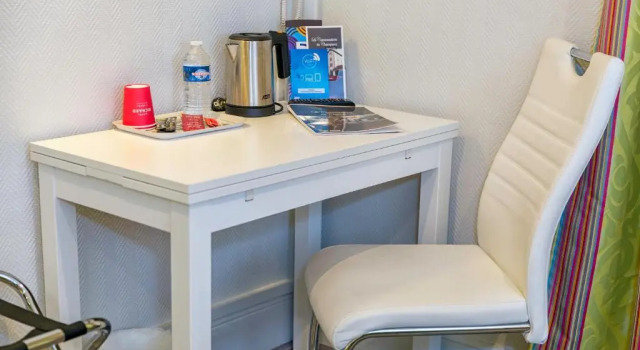 Номер Comfort Logis Hôtel La Commanderie de Champarey