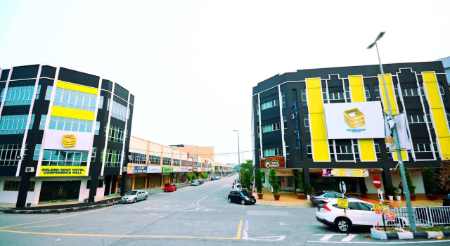 Swing & Pillows - Golden Roof Hotel Ampang, Ipoh, Book Hotel SPA Hotels in Ipoh, SPA