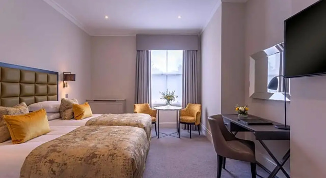 Номер Executive Oatlands Park Hotel