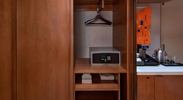 Четырёхместный номер Standard The Westin Irving Convention Center at Las Colinas
