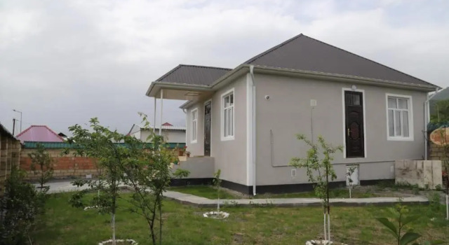 Коттедж с 3 комнатами Eynulla House