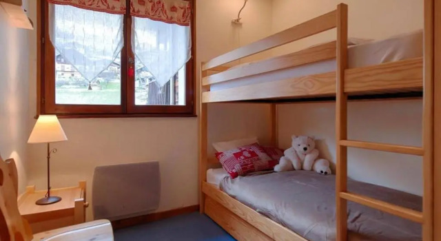 Appt rénové 3 pièces, 6 couchages, proche centre, ascenseur, lave-vaisselle, lave-linge - FR-1-241-35, Забронировать Апартаменты/квартира Апартаменты Ле-Гран-Борнан, Апартаменты/квартира