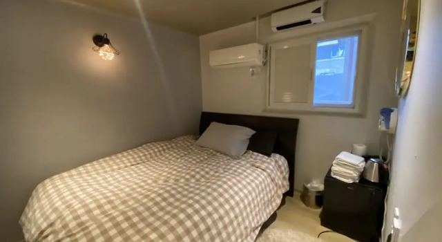 Camera Economy Maison Yongsan Hotel