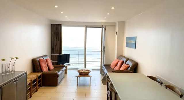 Casino AB0403 with beautiful sea views, Prenota Appartamento Hotel a Flanders con parcheggio, Parcheggio