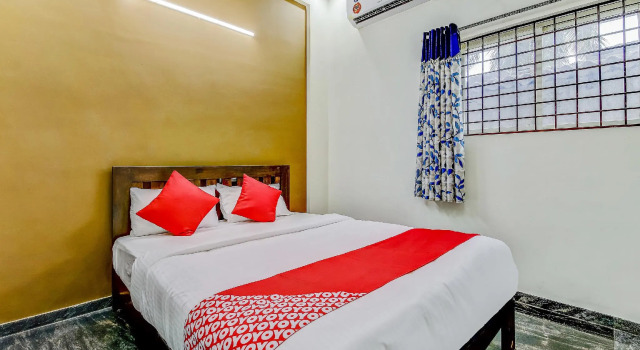 OYO 42776 Royal King, Varaa Hotelli Hotellit Bangalore pysäköinnillä, Pysäköinti