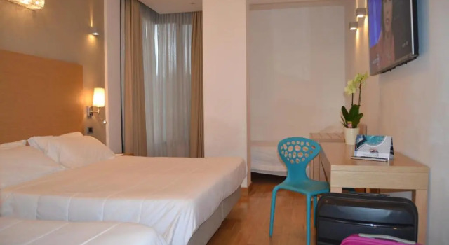 Четырёхместный номер Standard Atlantic Park Hotel