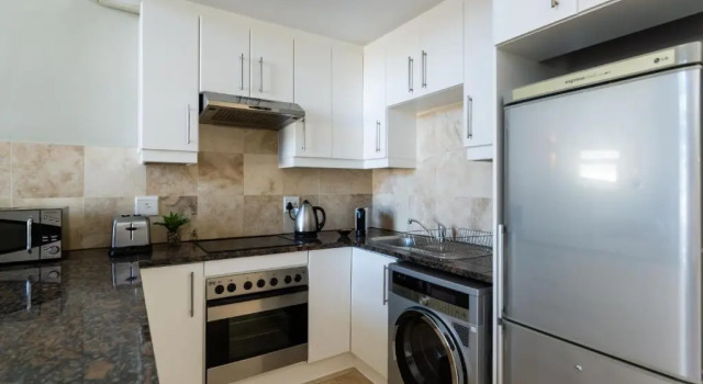Апартаменты City Slicker Double Volume Loft, Magnificent Table Mountain View, close to V&A Waterfront, never any load shedding!