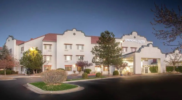 Четырёхместный люкс SpringHill Suites Prescott