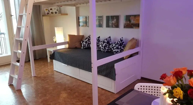 Prague Heartbeat Apartment, Забронировать Апартаменты/квартира Отели Праги с завтраком, рядом с Театр Svanda, Завтраки