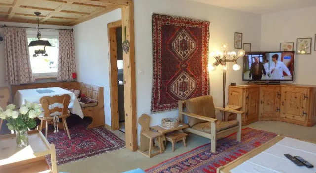 Chesa Clues, Rezervați Apartament Zuoz 