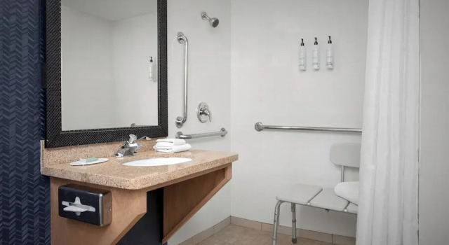 Люкс c 1 комнатой Fairfield Inn & Suites by Marriott Albuquerque Airport