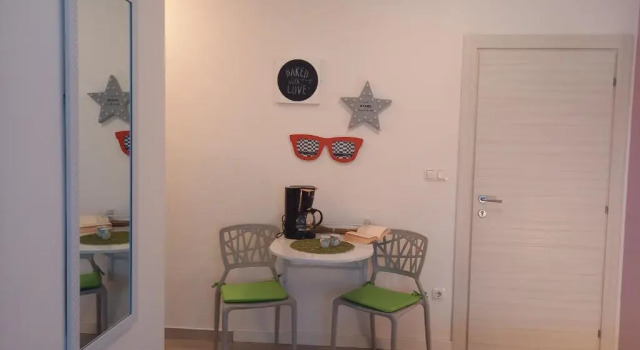 Студия Oleandra Apartments