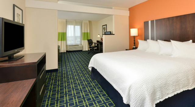 Fairfield Inn & Suites by Marriott Cedar Rapids, Забронировать Отель Сидар-Рапидс Айова