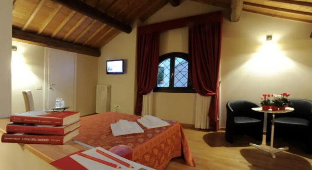 Люкс с красивым видом из окна Honey Rooms Ferrara