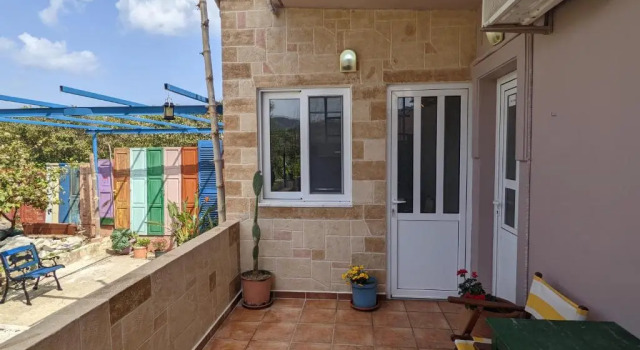 Modern 1-bedroom with BBQ & Roof Garden near Beach
