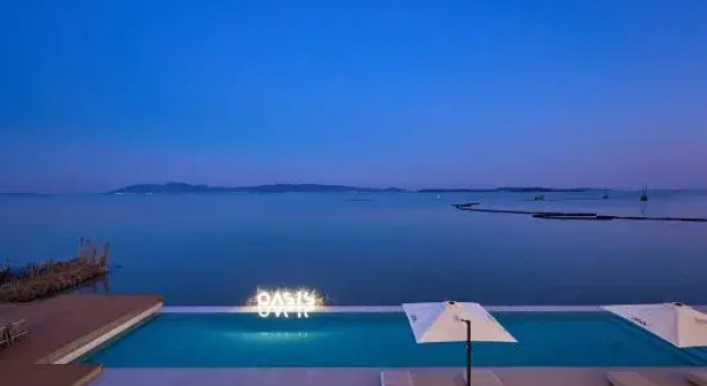 Floral Lux Hotel Oasis Lakeview Hot Spring Inn, Забронировать Отель Сучжоу Китай