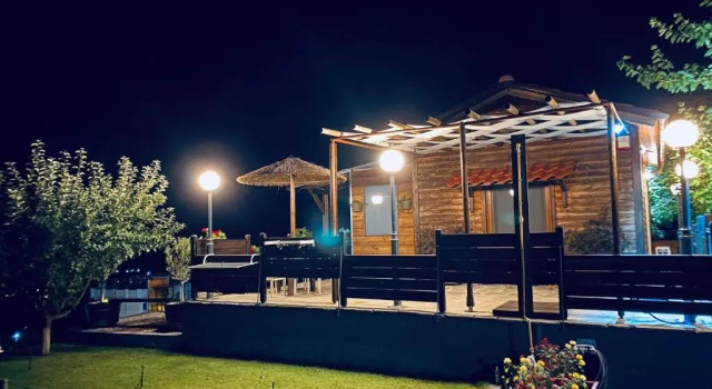 Lotos, Rezervați Hotel Kavala 