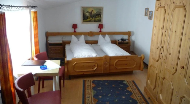 Gasthof Zellerstuben, Rezervovat Hotel Hotely v Tyrolsko se snídaní, Snídaně