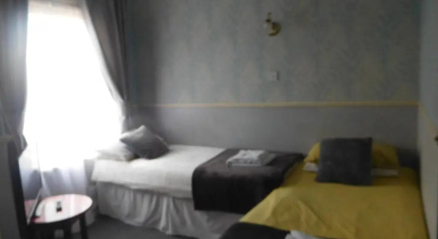Двухместный номер Standard Iona Hotel