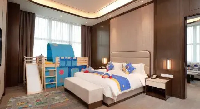 Семейный люкс Deluxe Holiday Inn Jiashan by IHG