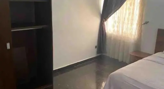 Great 3 bedroom Apartment in the city center, Prenota Appartamento Hotel a Bwari con parcheggio, Parcheggio