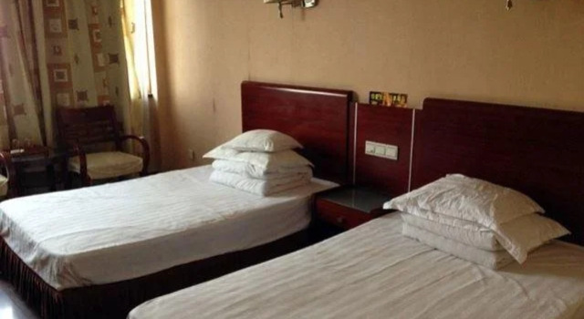 Taixing Yongsheng Hotel, Book Hotel Hotels in Taizhou with Parking, Parking