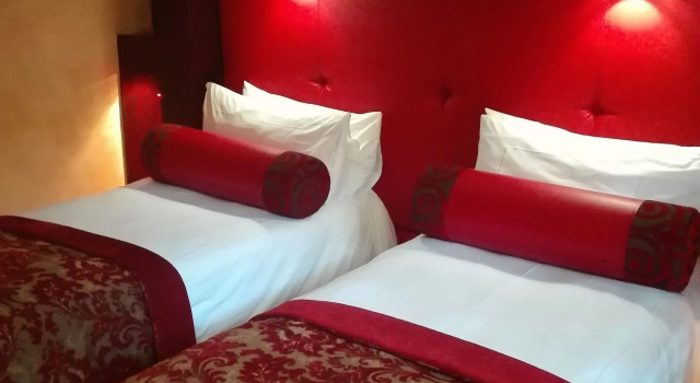 Cycad Guest House, Забронировать Гостевой дом Полокване Pietersburg