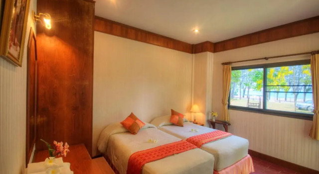 Samroiyod Holiday Resort