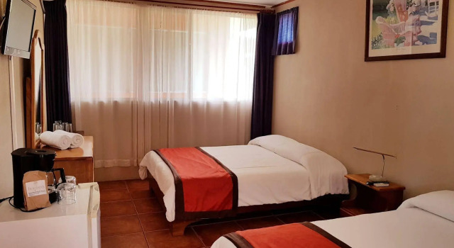 Hotel & Villas Huetares