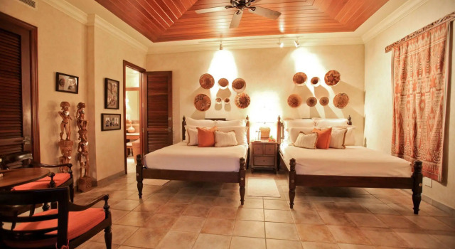 Anguilla's Bird of Paradise, Buchen Sie Hotel The Valley 