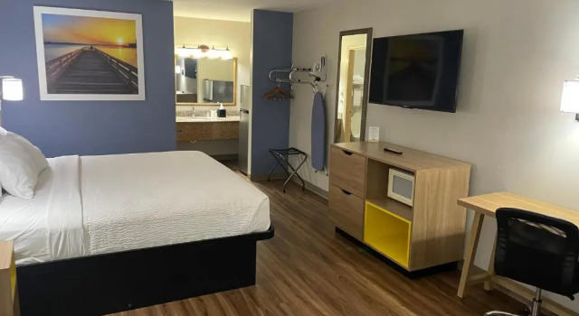Номер Standard Days Inn by Wyndham Portland/Corpus Christi