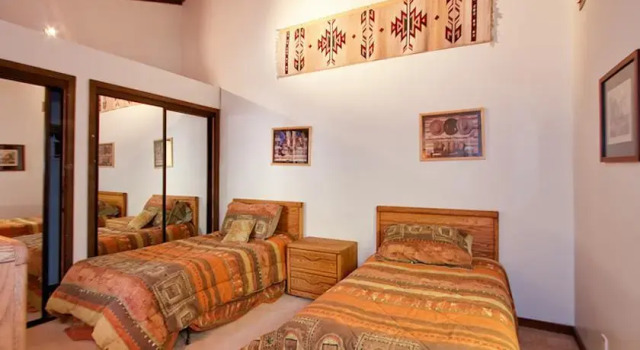 58 Burke Creek, Đặt Căn hộ Kingsbury Hoa Kỳ