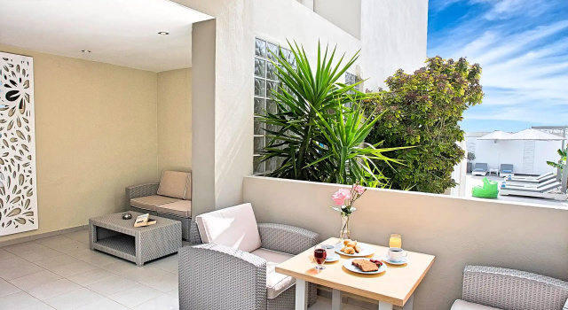 Двухместный номер Standard Elounda Garden Suites Heated Pool