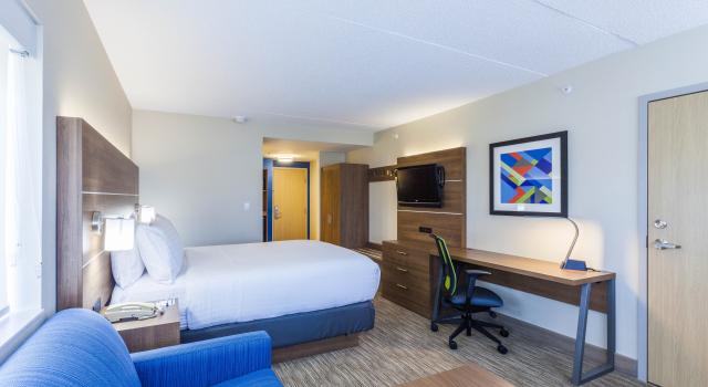 Holiday Inn Express Hotel & Suites Saint John Harbour Side, Book Hotel SPA-hoteller i New Brunswick, SPA
