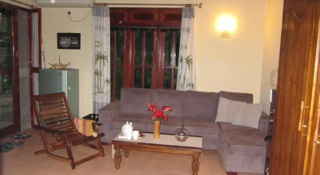 Mallis Guesthouse, Забронировать Гостевой дом Отели Хабарадува с парковкой, Парковка