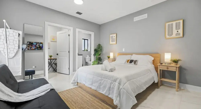 Студия Comfort Brown House