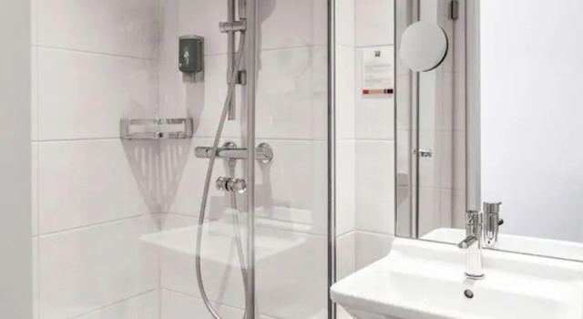 Одноместный номер Standard Premier Inn Stuttgart Bad Cannstatt