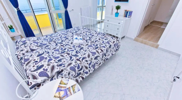 Апартаменты Superior On the beach Sea-view&Kitchen In Room