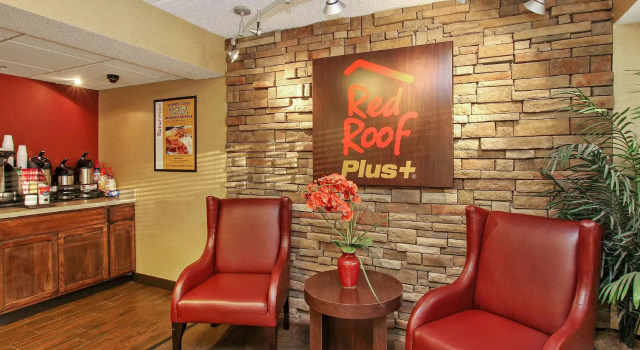 Red Roof Inn PLUS+ Atlanta - Buckhead