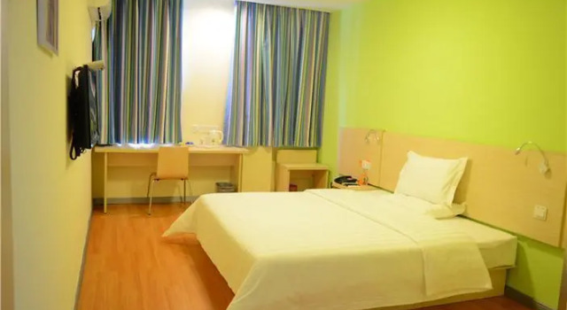 7 Days Inn Enshi Xueyuan Road Shinan Ancient City, Prenota Hotel Hotel a Enshi Prefecture con parcheggio, Parcheggio