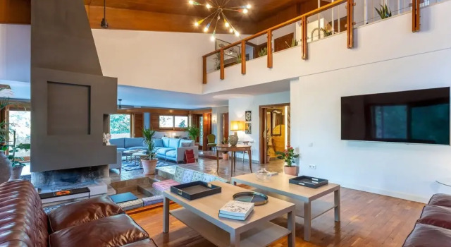 6 Bd Villa With Swimming Pool Close to City Center - Casa del Cadí