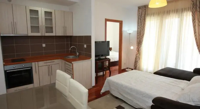 Apartment Volvox, Book Apartment Petrovac na Moru 