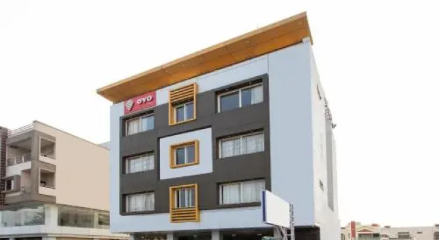 Hotel Crystal Inn, Забронировать Отель Отели штата Махараштры 3 звезды, 3*