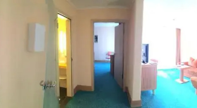 Люкс Kurzentrum Waren
