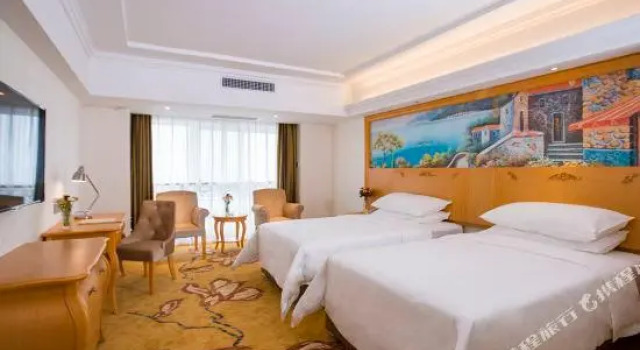 Vienna Hotel Xian The Mixc Sanqiao Metro Station, Boek Hotel Hotels in Shaanxi met parkeren, Parkeren