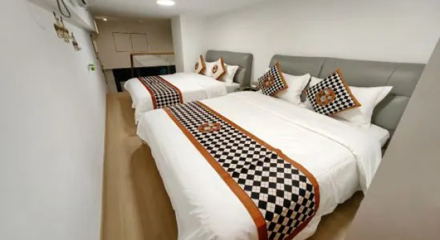 Люкс Standard Star Theme Apartment (Guangzhou Panyu Tianhe Chengnancun Wanbo Metro Station)