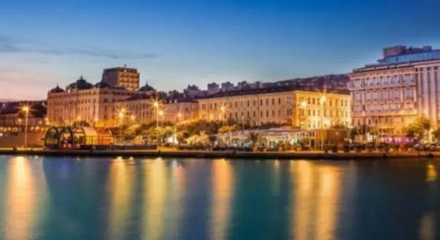 Rijeka apartment with free parking and large balcony, Забронировать Апартаменты/квартира Риека Приморско-Горанская жупания
