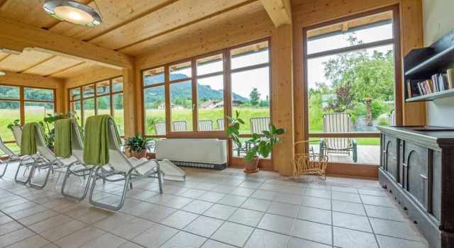 Das Leonhard - Naturparkhotel am Weissensee, Rezervovat Hotel Hotely v Carinthia s parkováním, Parkování