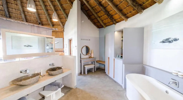 Номер Deluxe Thonga Beach Lodge